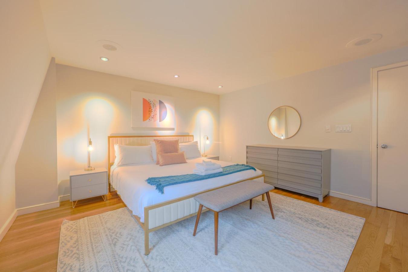 Luxurious Fenway 2br Penthouse With Roof Decks Apartamento Boston